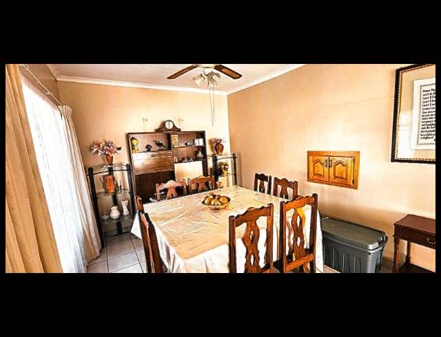 3 BEDROOM HOUSE FOR SALE IN RENSBURG